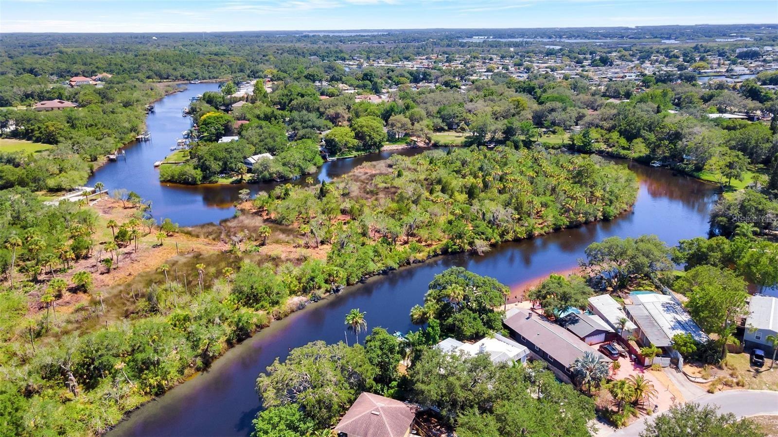 TAMPA TARPON SPGS LAND CO - Land