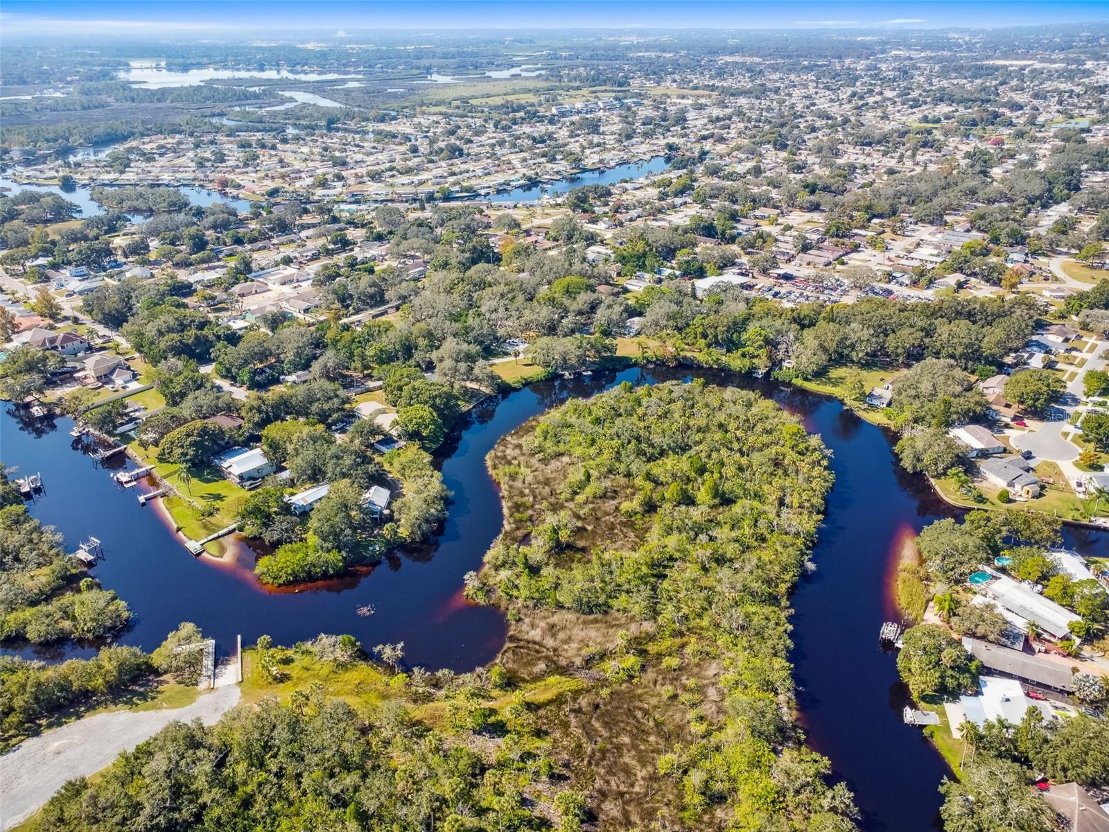 TAMPA TARPON SPGS LAND CO - Land