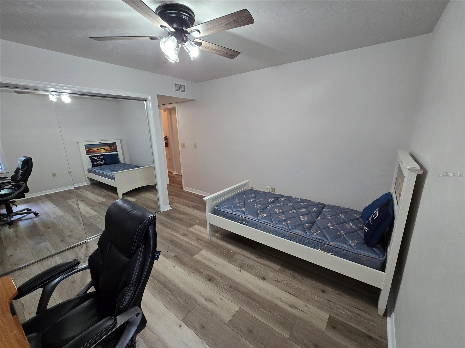 OAKBROOK - CONDO - Residential Lease