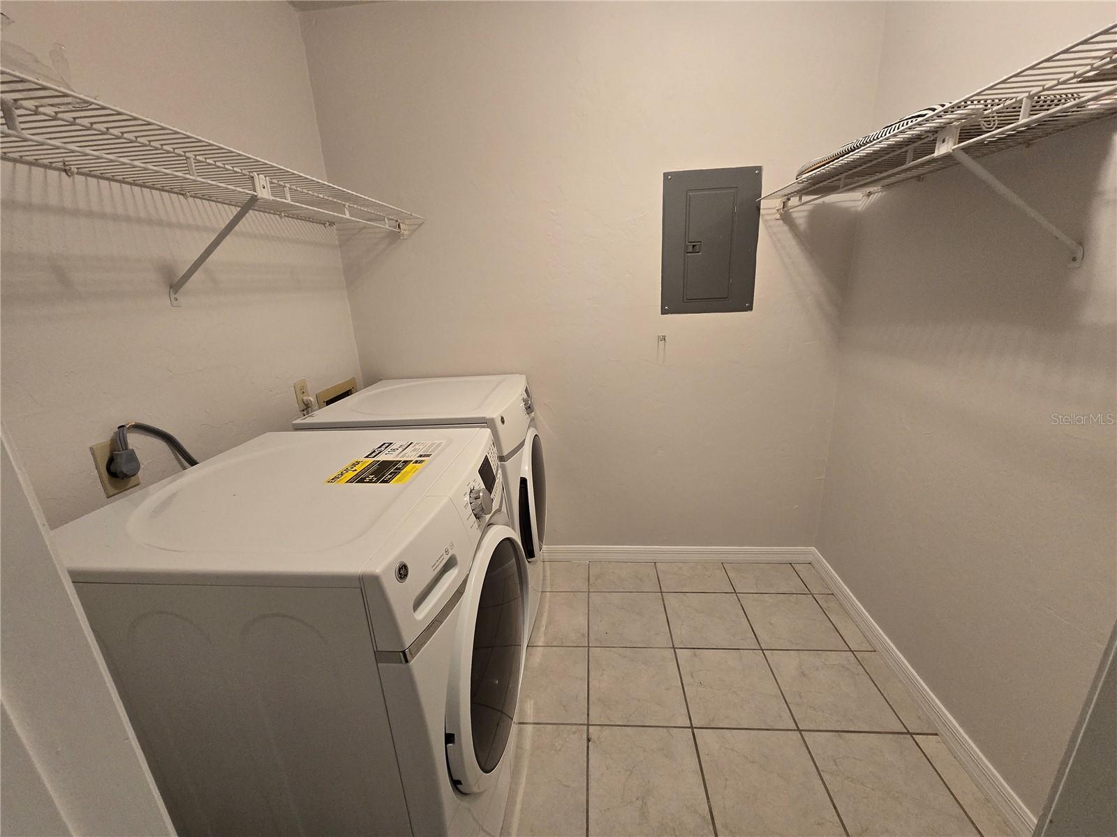 OAKBROOK - CONDO - Residential Lease