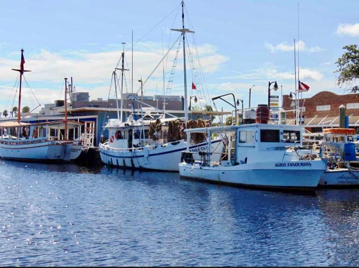 HILLCREST SUB - Land