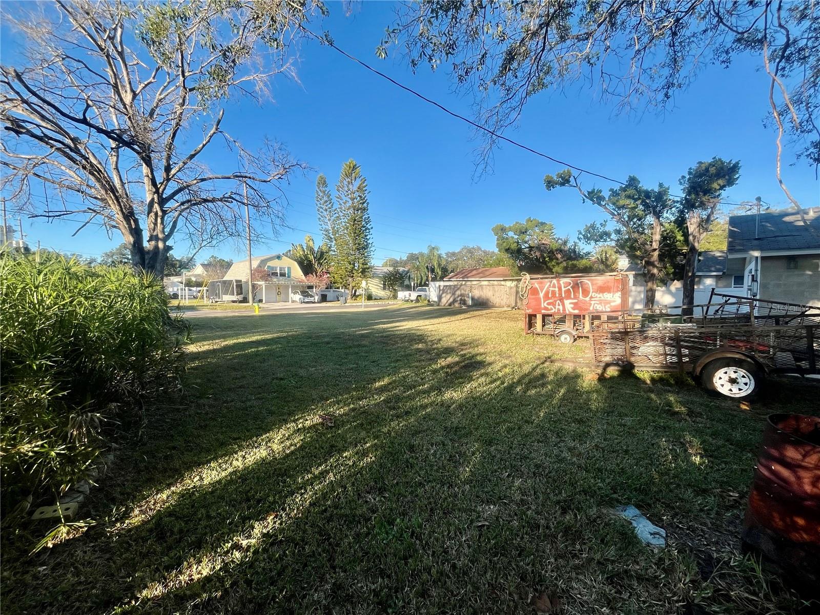 HILLCREST SUB - Land