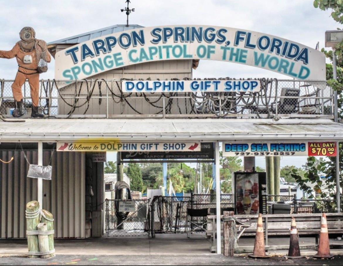 HILLCREST SUB - Land