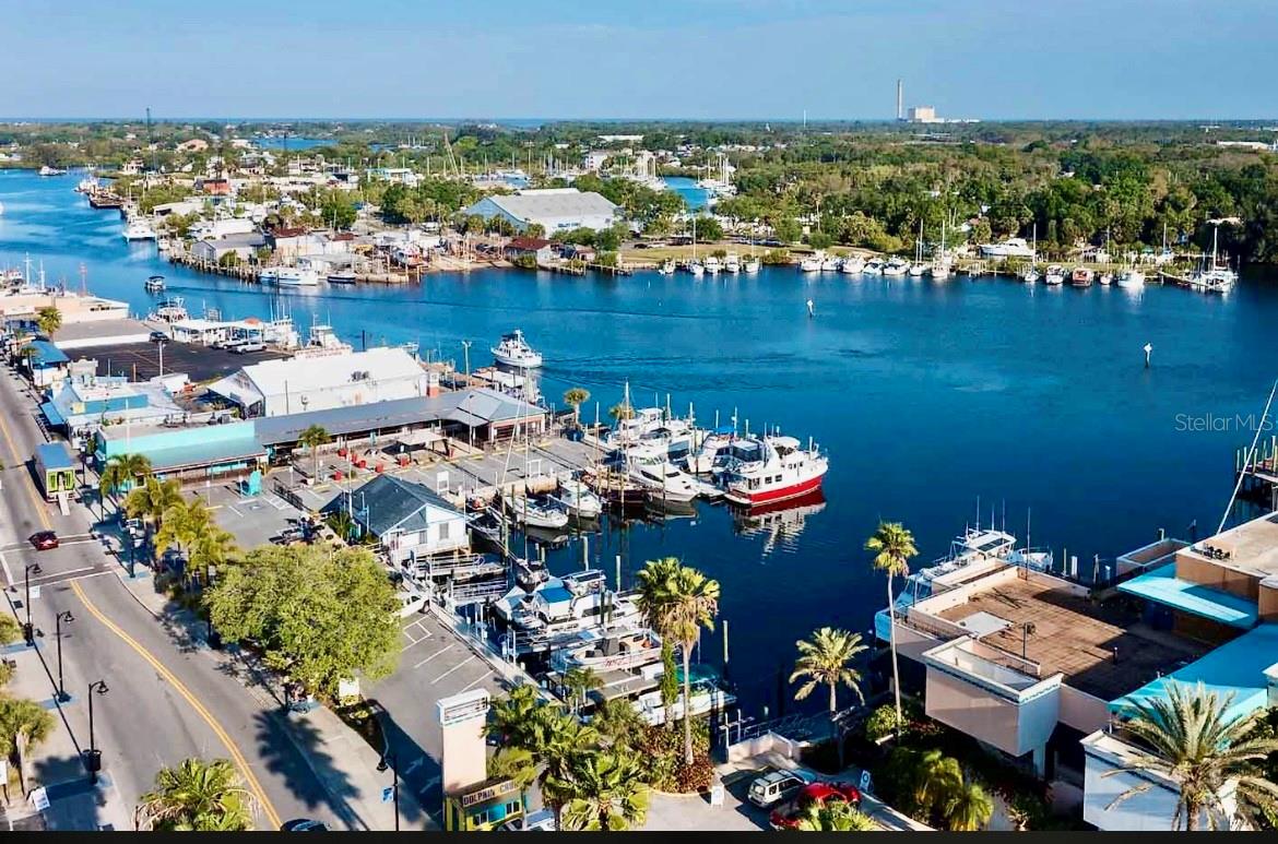 HILLCREST SUB - Land