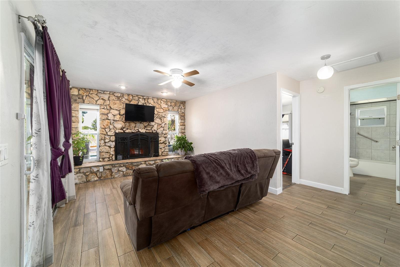 BELLEAIR - Residential