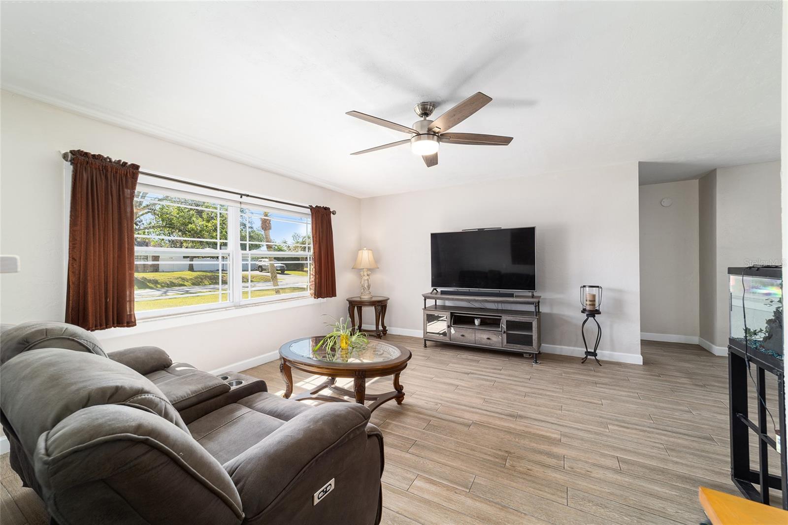 BELLEAIR - Residential
