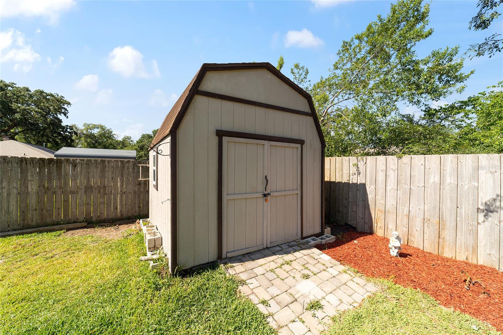 BELLEAIR - Residential