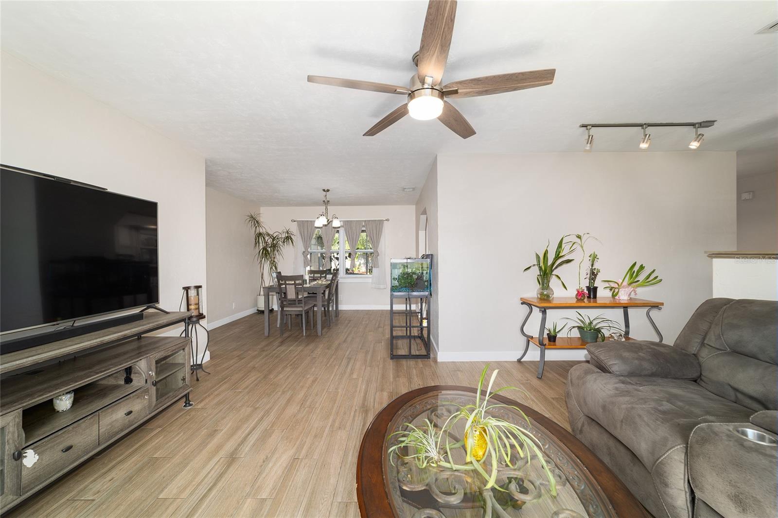 BELLEAIR - Residential