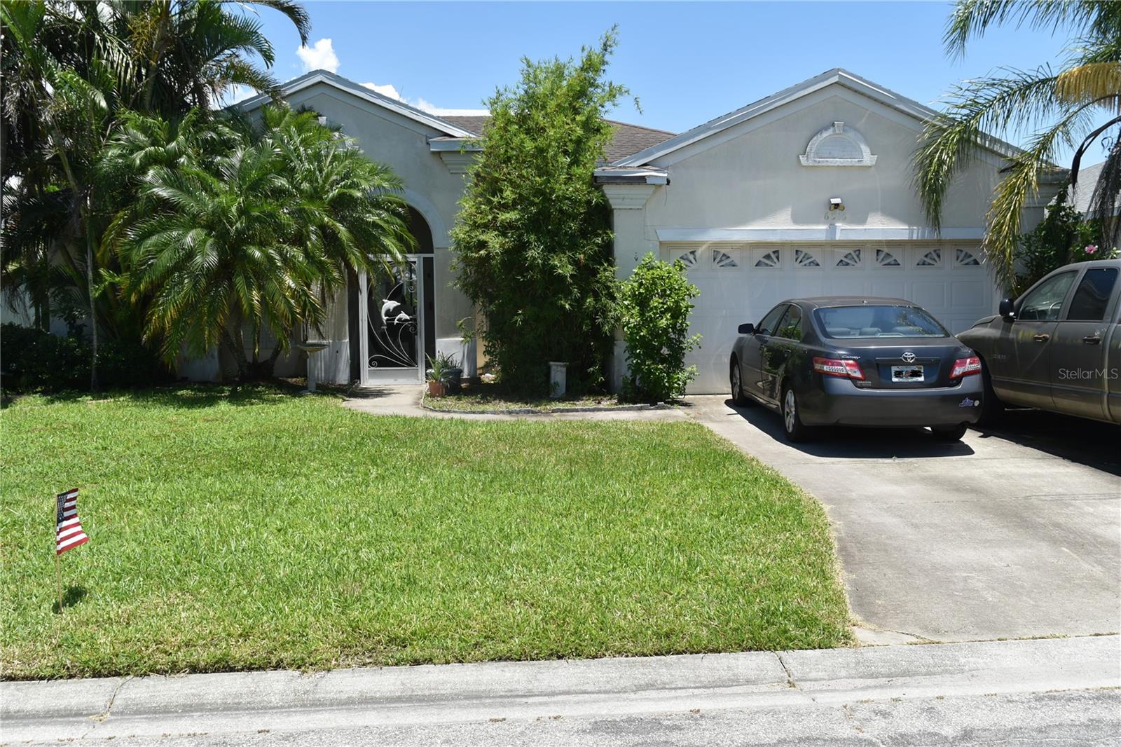 **INVESTOR ALERT** This lakefront pool home is priced well below market and is a great opportunity to turn a diamond in the rough into a sparkling gem! Perfect opportunity for a CASH BUYER that can close quickly and is looking for a project in a great location with tremendous upside potential. This 3 bedroom 2 bath split plan home features fantastic lakefront views on one of the best lots in Wellington Chase. Home needs updating, a new roof, HVAC and pool remediation and is priced accordingly. Hurry, this will NOT LAST! **MULTIPLE OFFERS RECEIVED - DEADLINE TO SUBMIT IS JULY 23, 2025**