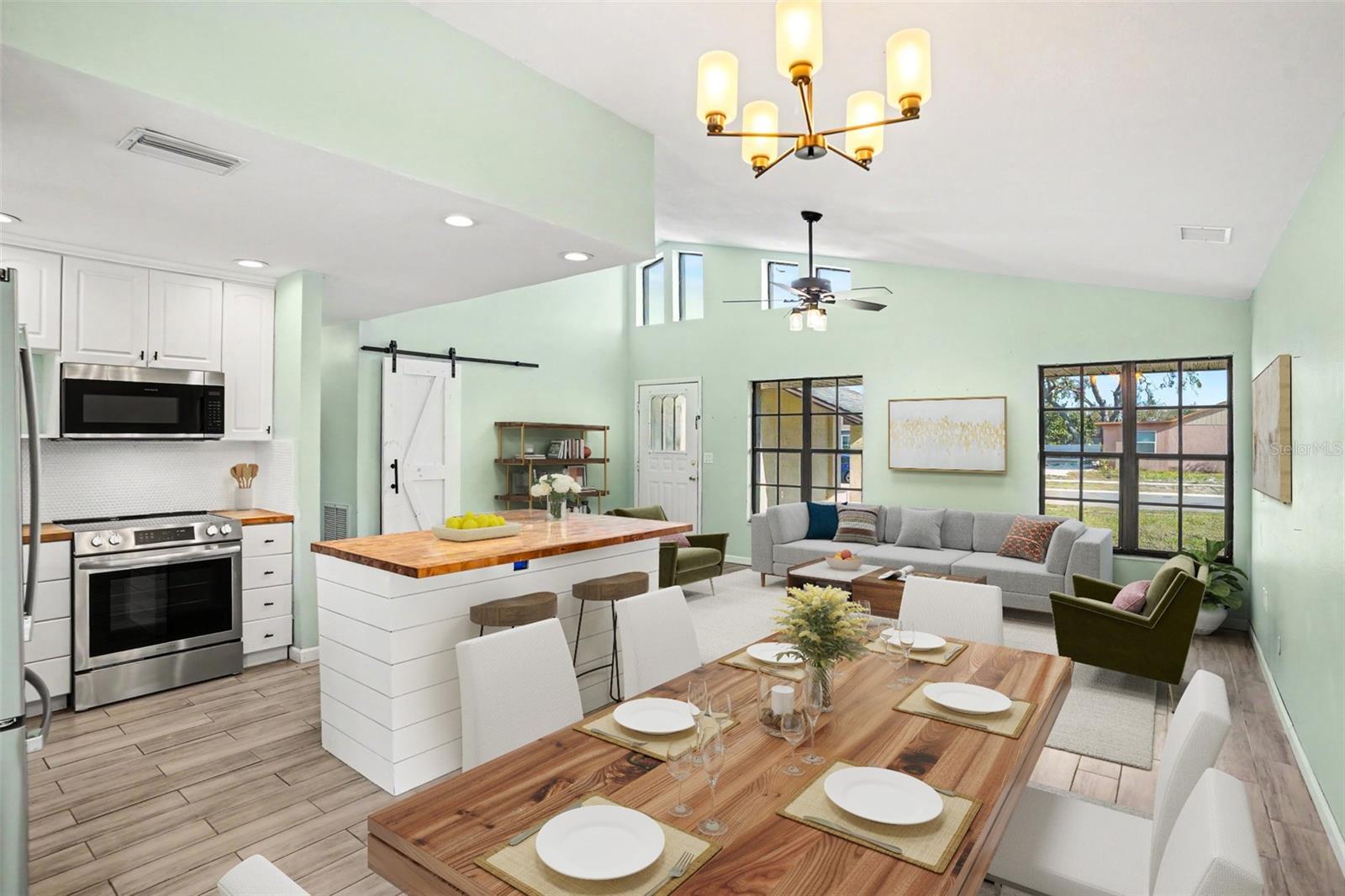 HOLIDAY LAKES WEST - Residential