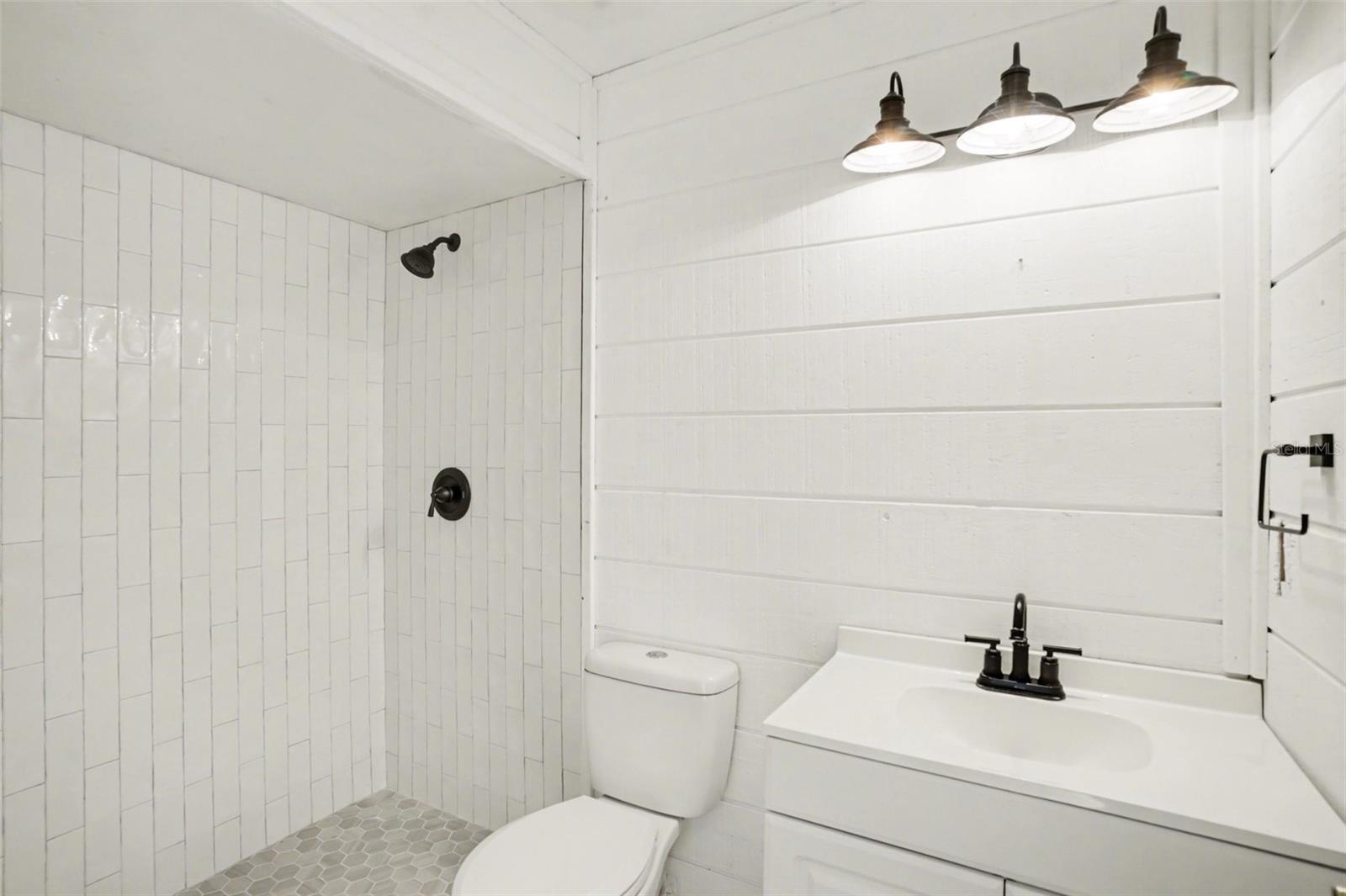 HOLIDAY LAKES WEST - Residential