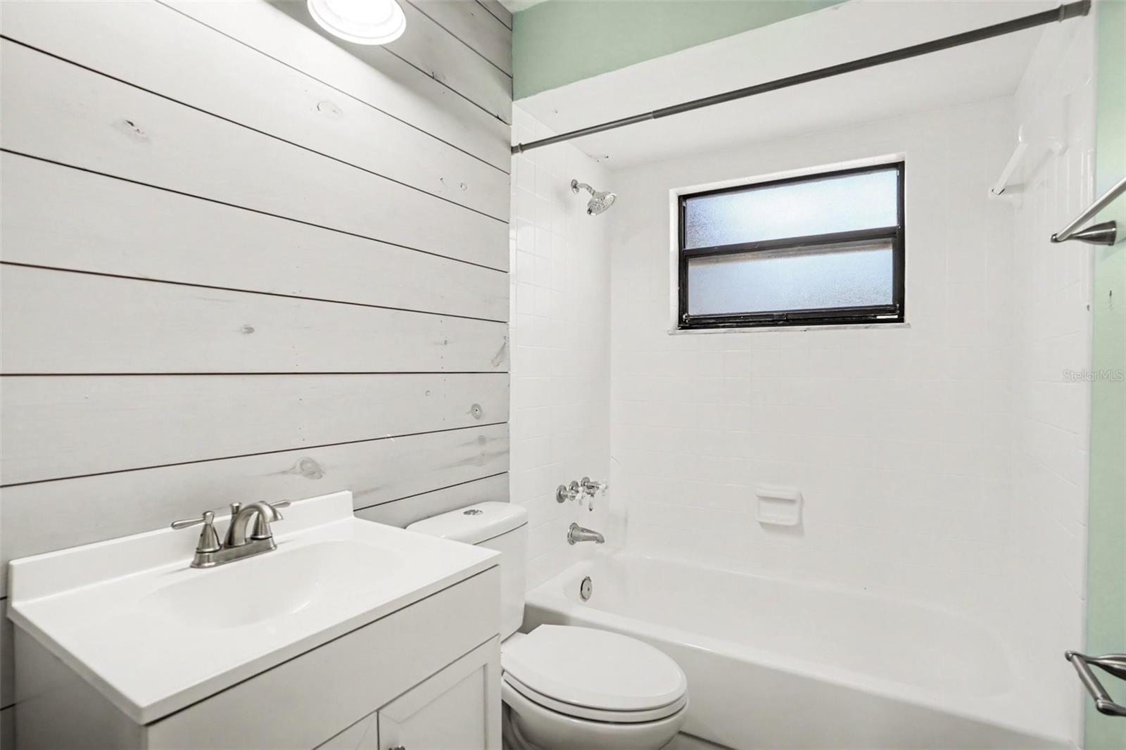 HOLIDAY LAKES WEST - Residential