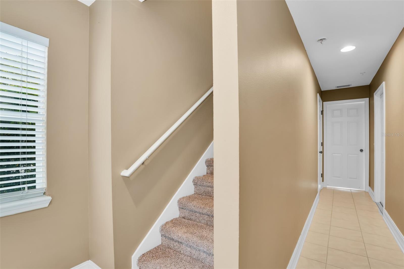 VILLAS OF TOSCANA TWNHMS - Residential Lease