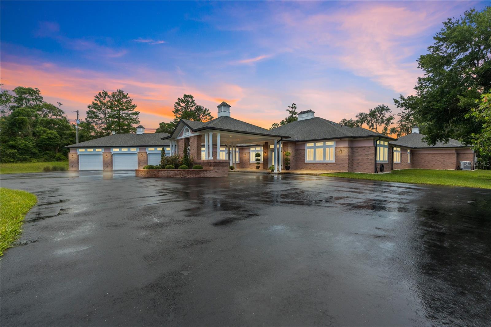 SPRING LAKE FOREST - Residential