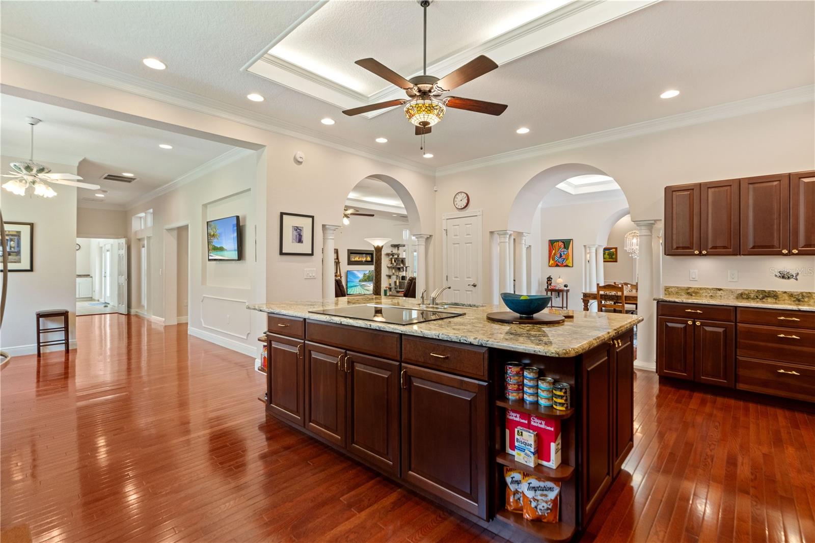 SPRING LAKE FOREST - Residential