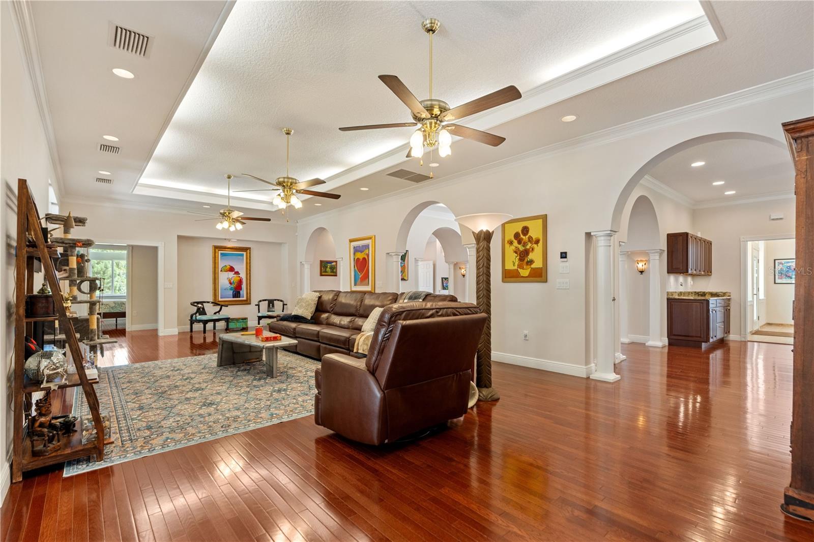 SPRING LAKE FOREST - Residential