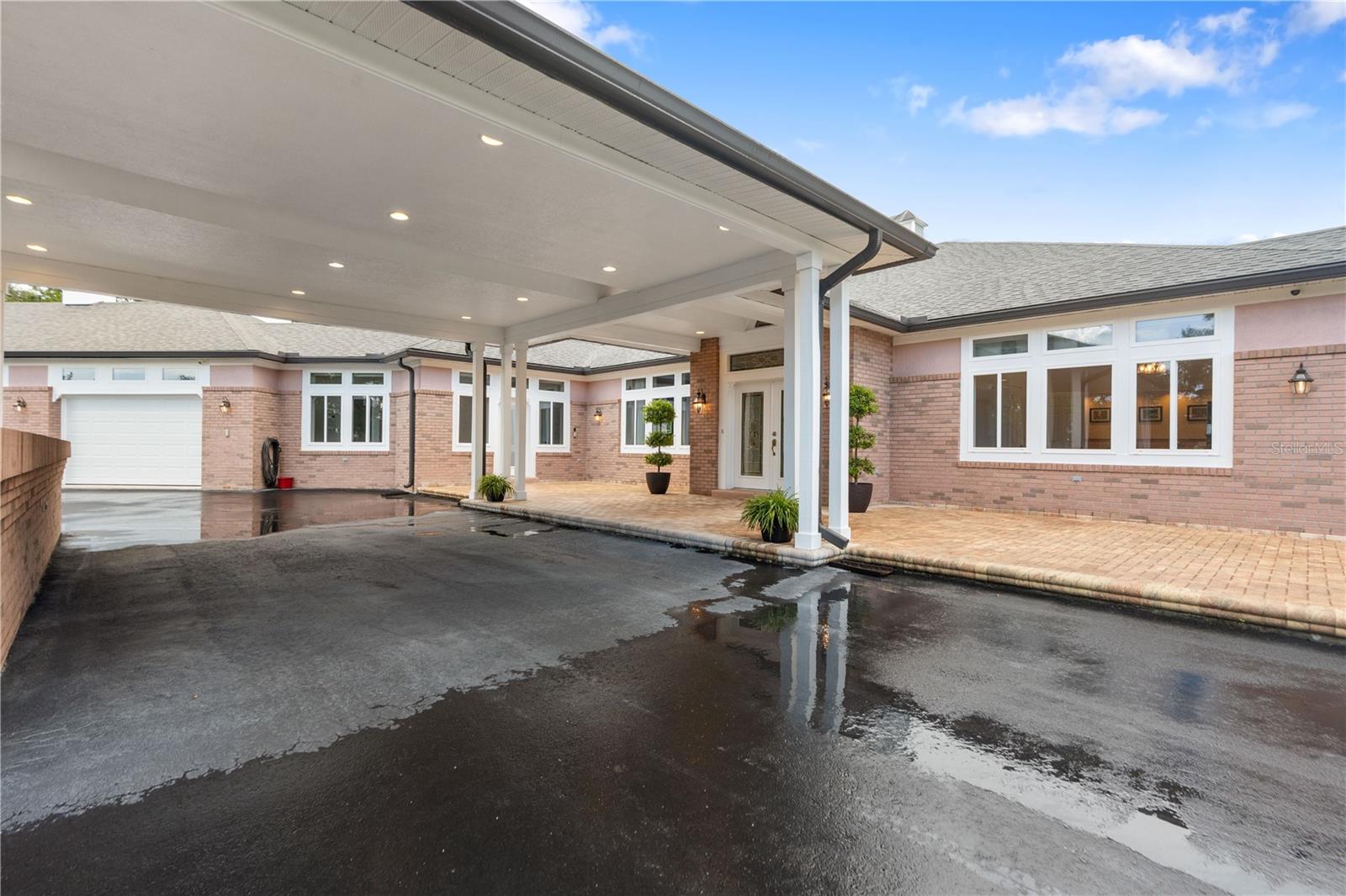 SPRING LAKE FOREST - Residential