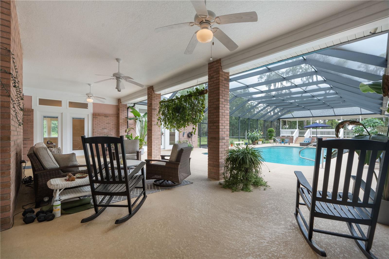 SPRING LAKE FOREST - Residential