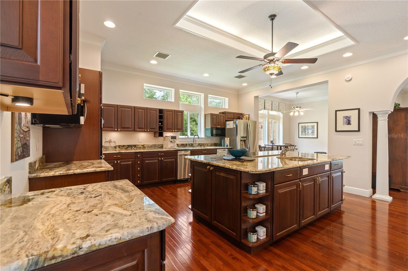 SPRING LAKE FOREST - Residential