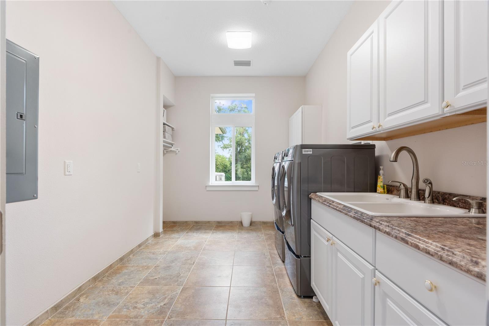 SPRING LAKE FOREST - Residential