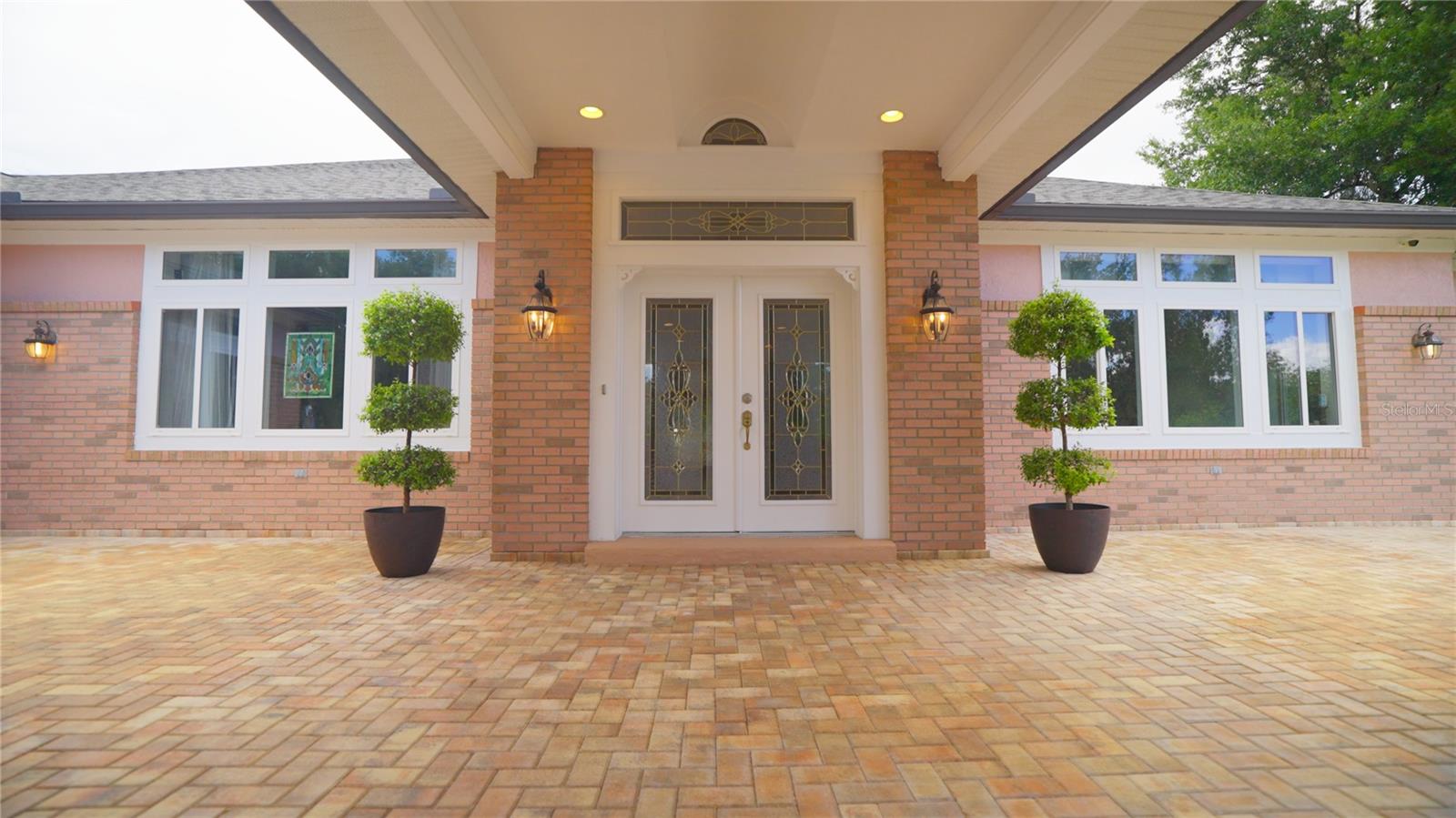SPRING LAKE FOREST - Residential