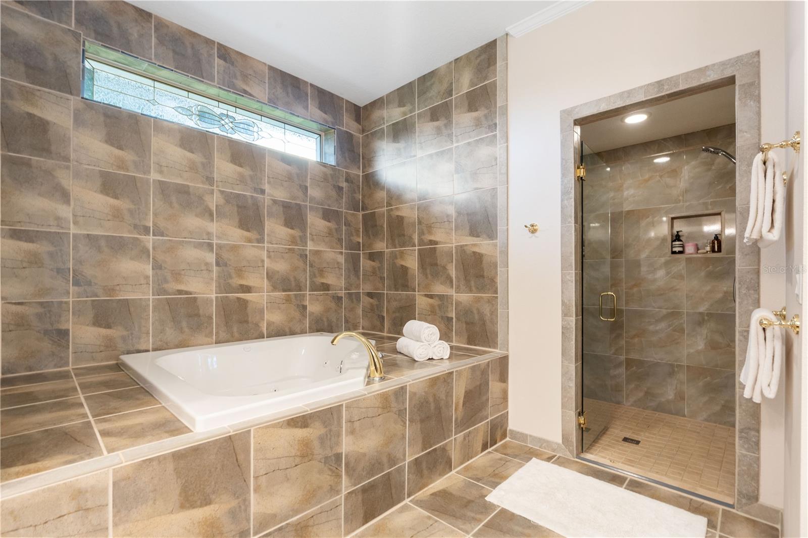SPRING LAKE FOREST - Residential