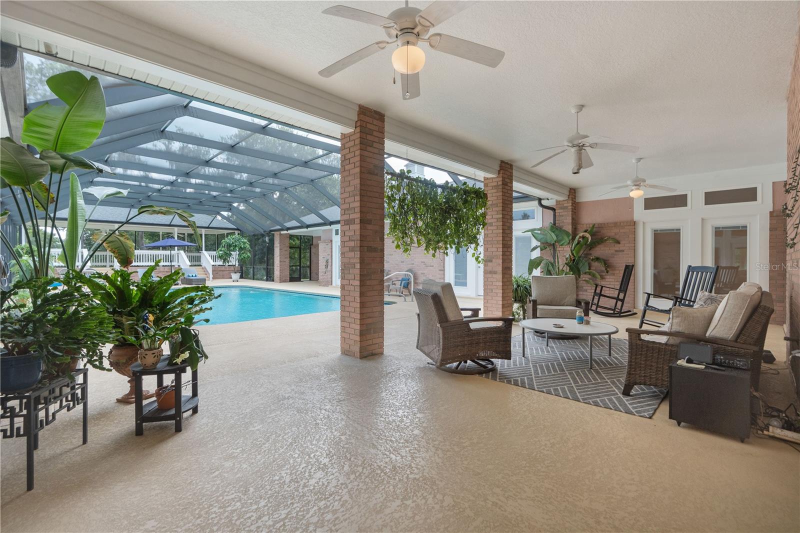 SPRING LAKE FOREST - Residential