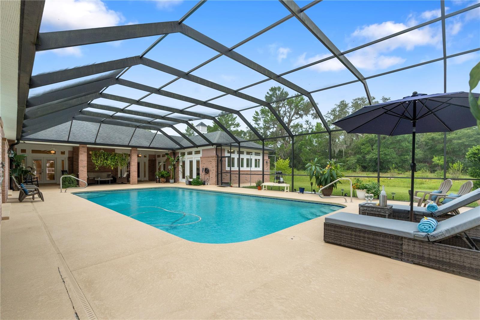 SPRING LAKE FOREST - Residential