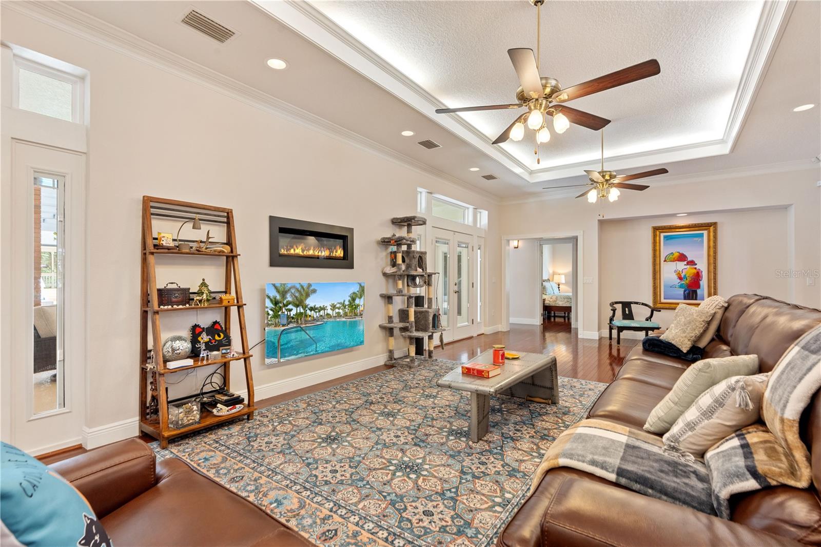 SPRING LAKE FOREST - Residential