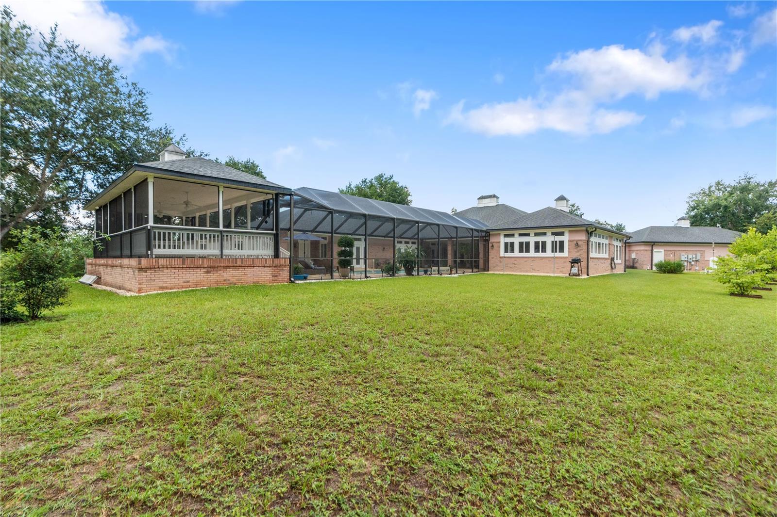 SPRING LAKE FOREST - Residential