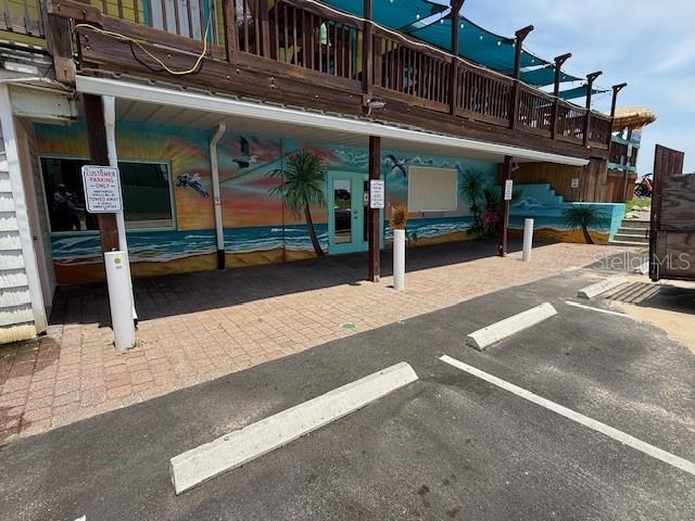 Opportunity knocks in one of Florida’s most exciting coastal communities! This beautifully renovated 1,000± sq. ft. commercial space is located directly beneath the iconic Java Joint café—one of the busiest spots on A1A in Flagler Beach. The space is freshly updated and move-in ready, offering an ideal setting for retail, boutique office, wellness services, or creative ventures.
Enjoy direct frontage on Scenic A1A, with dedicated signage along this nationally recognized coastal highway. Six private parking spaces are included—an extremely rare and valuable asset in Flagler Beach.
This charming beach town is on the rise, with a wave of new businesses and the new Compass by Margaritaville Hotel drawing increased traffic year-round. The owner is seeking a long-term, win-win partnership—don’t miss your chance to grow your business in this thriving market!