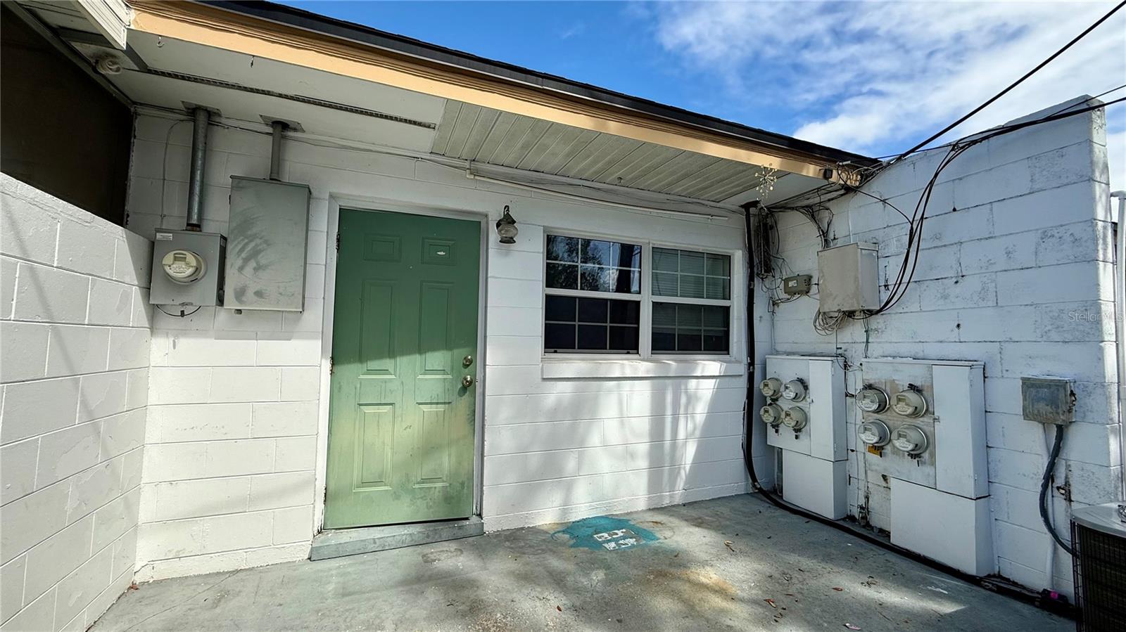 LSBG LOVES SUB - Residential Lease