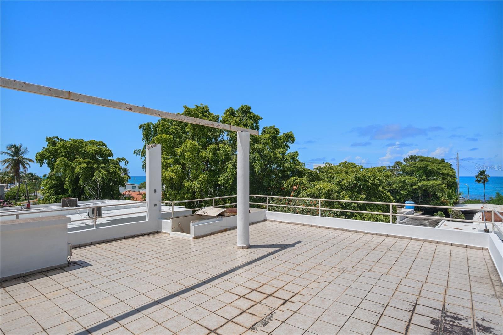 SANTA TERESITA - Residential