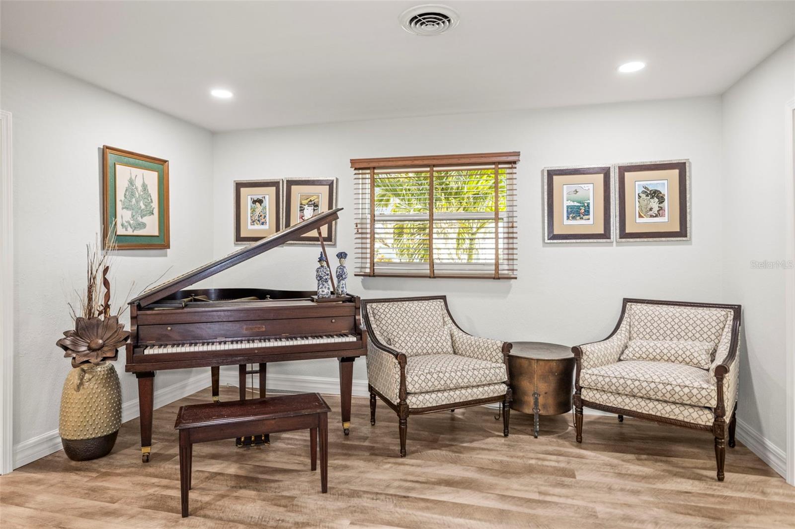 FENWAY-ON-THE-BAY - Residential