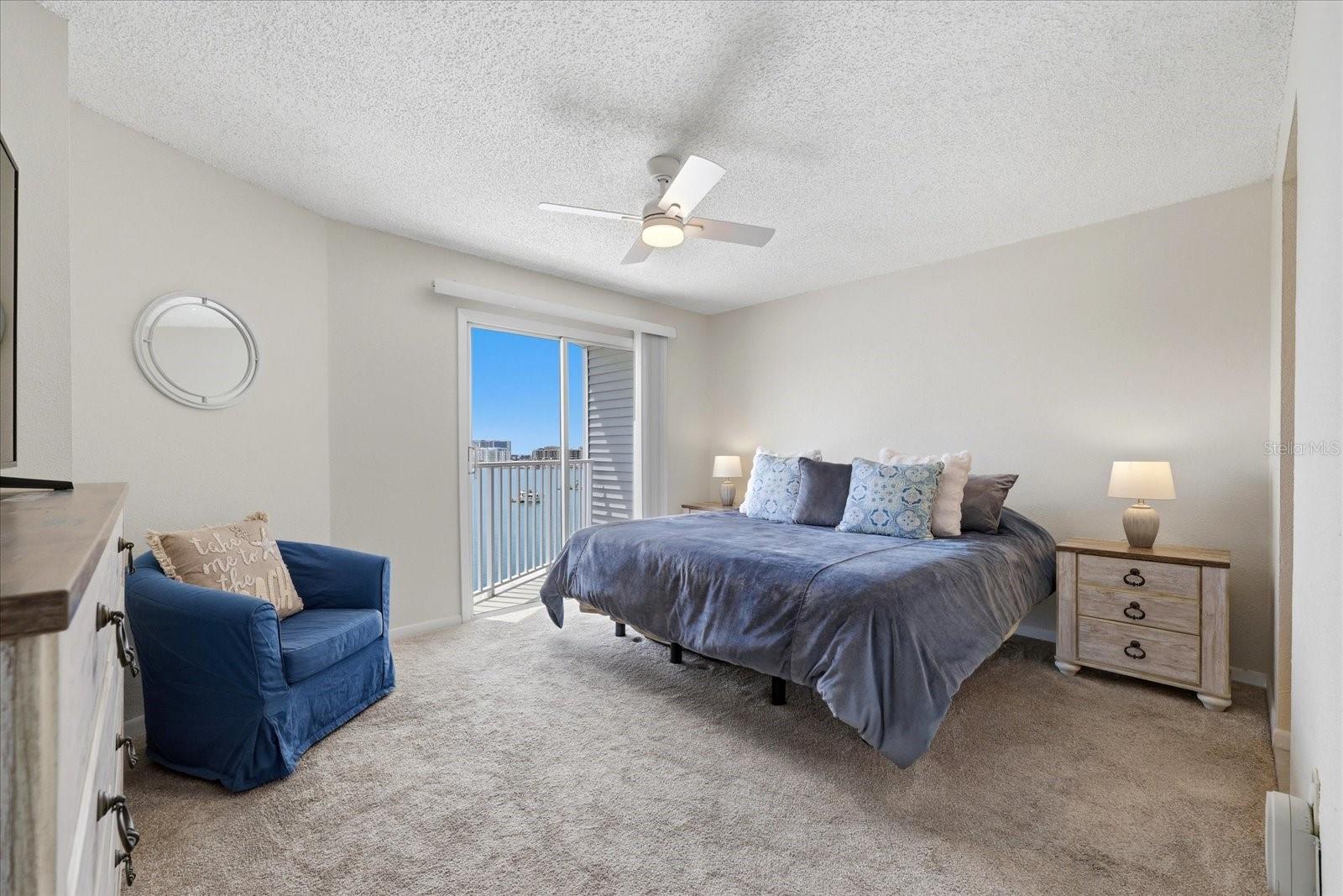 610 ISLAND WAY CONDO - Residential