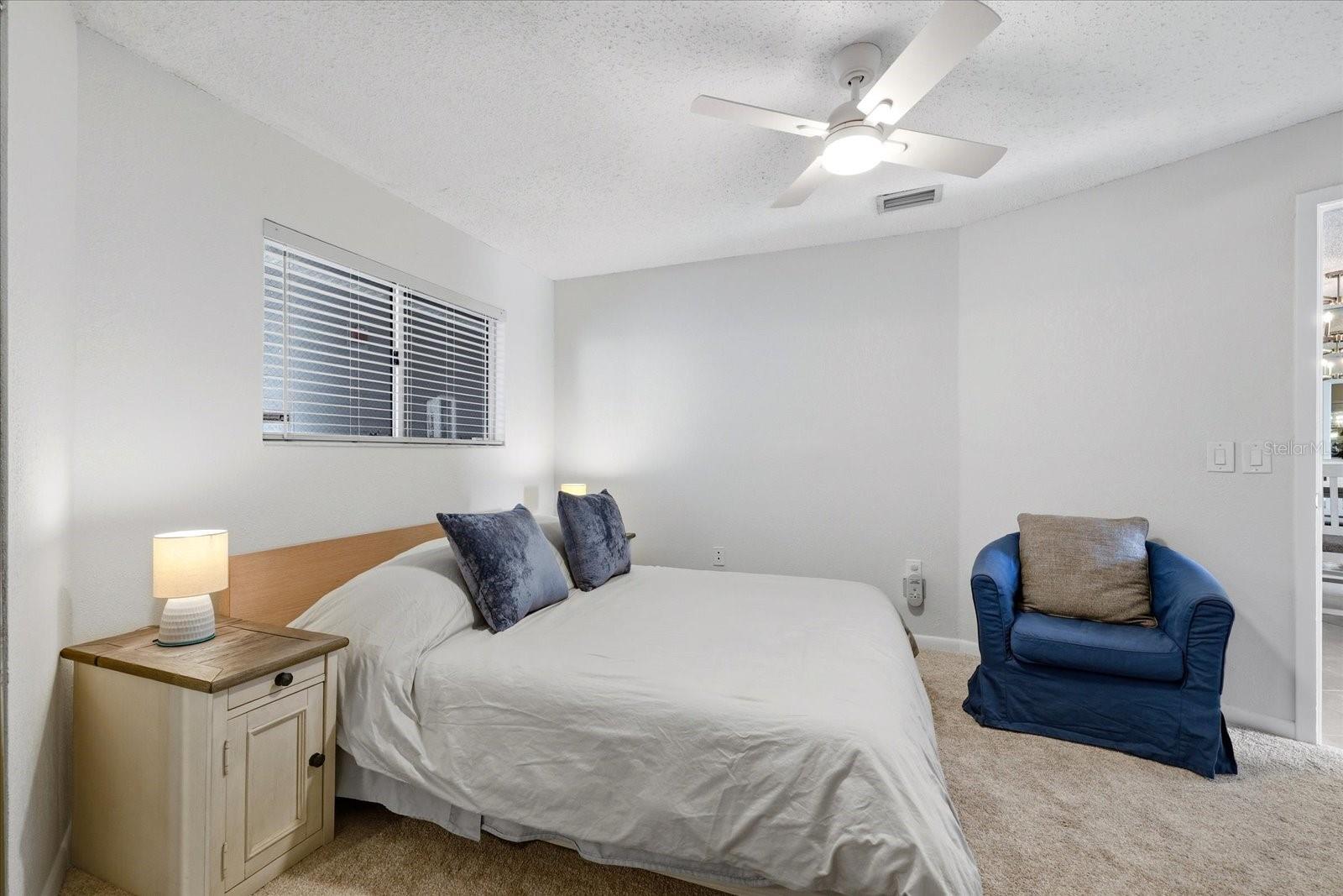 610 ISLAND WAY CONDO - Residential