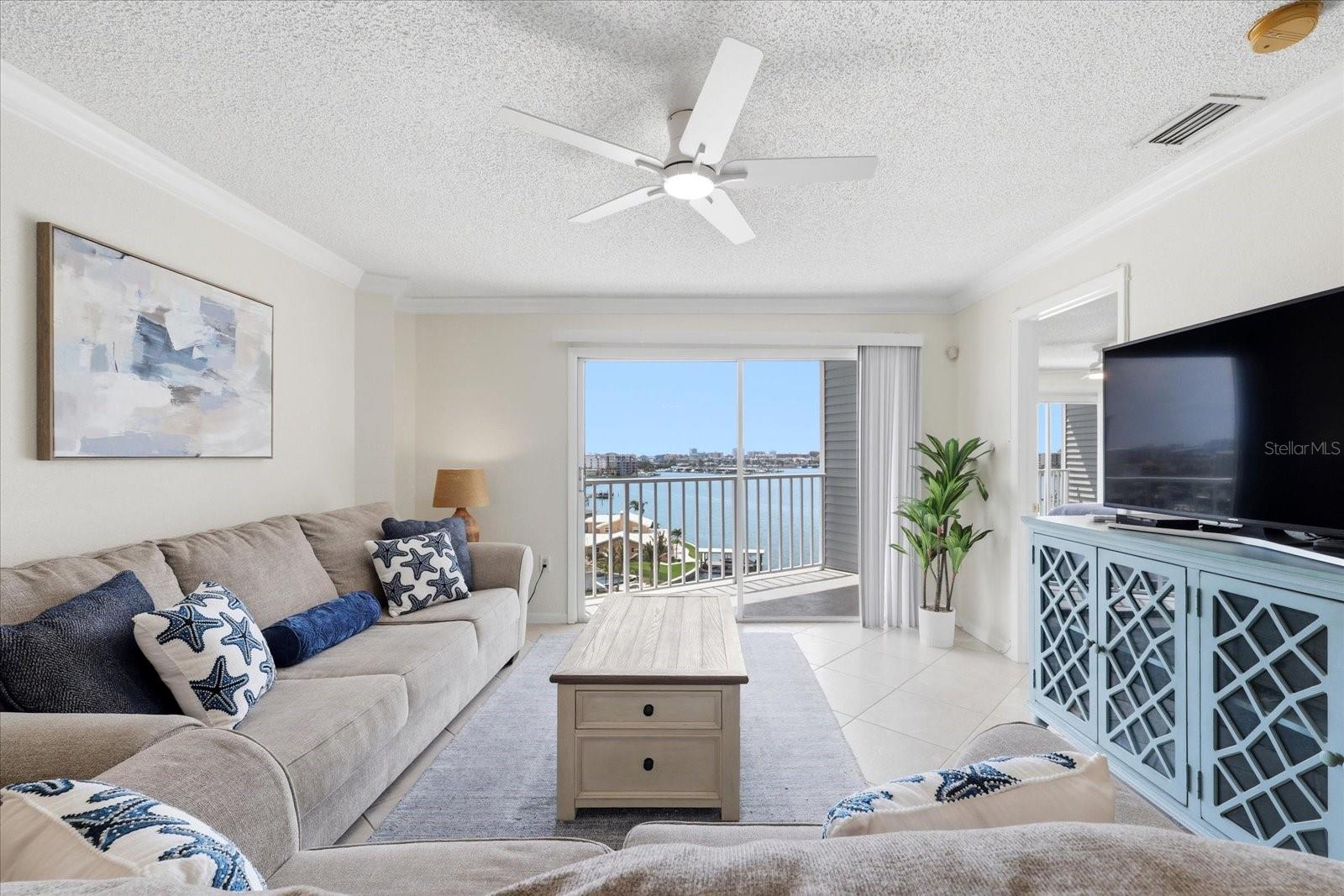 610 ISLAND WAY CONDO - Residential