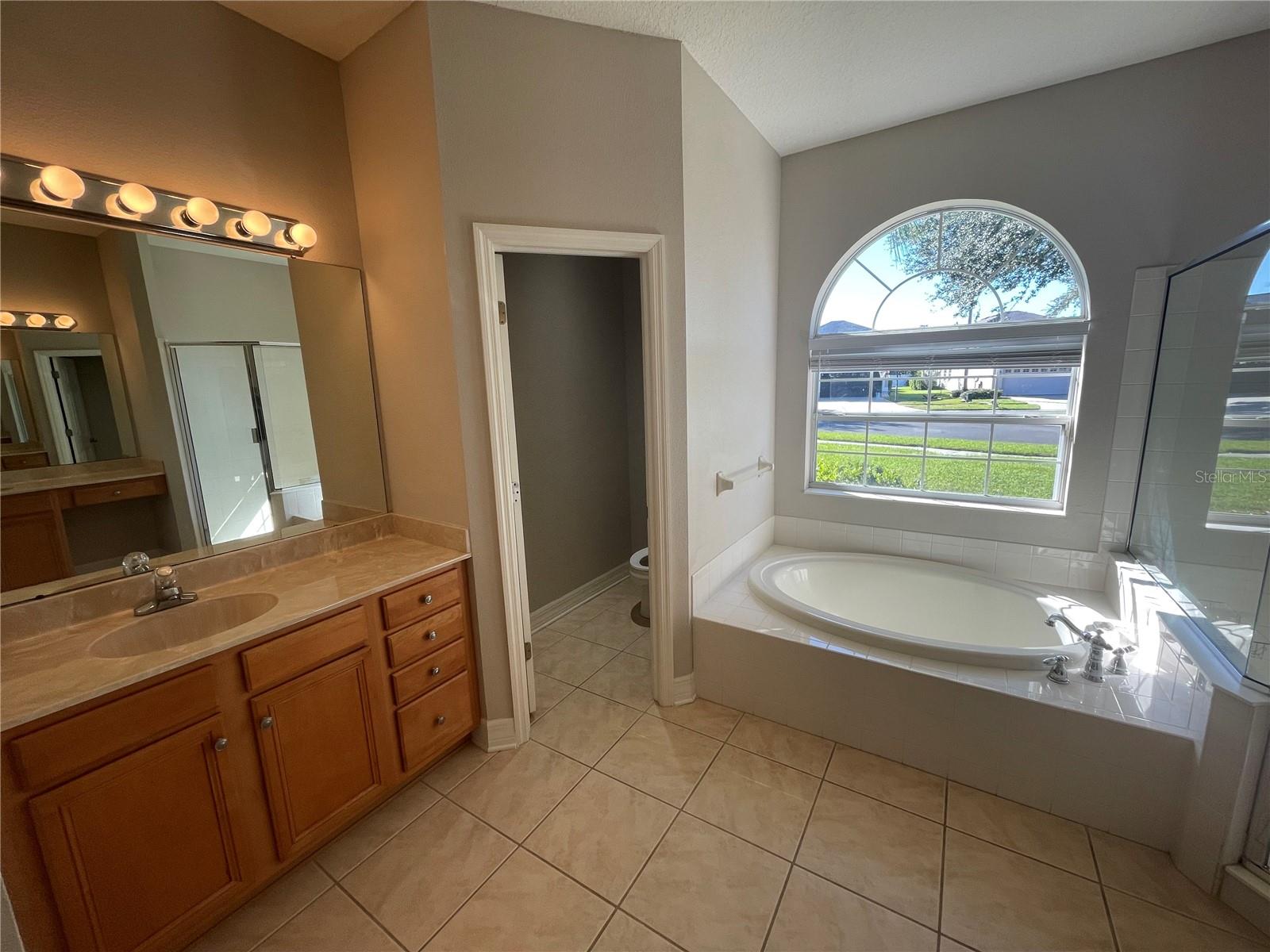 ORANGE BLOSSOM CREEK PHASE 1 - Residential Lease