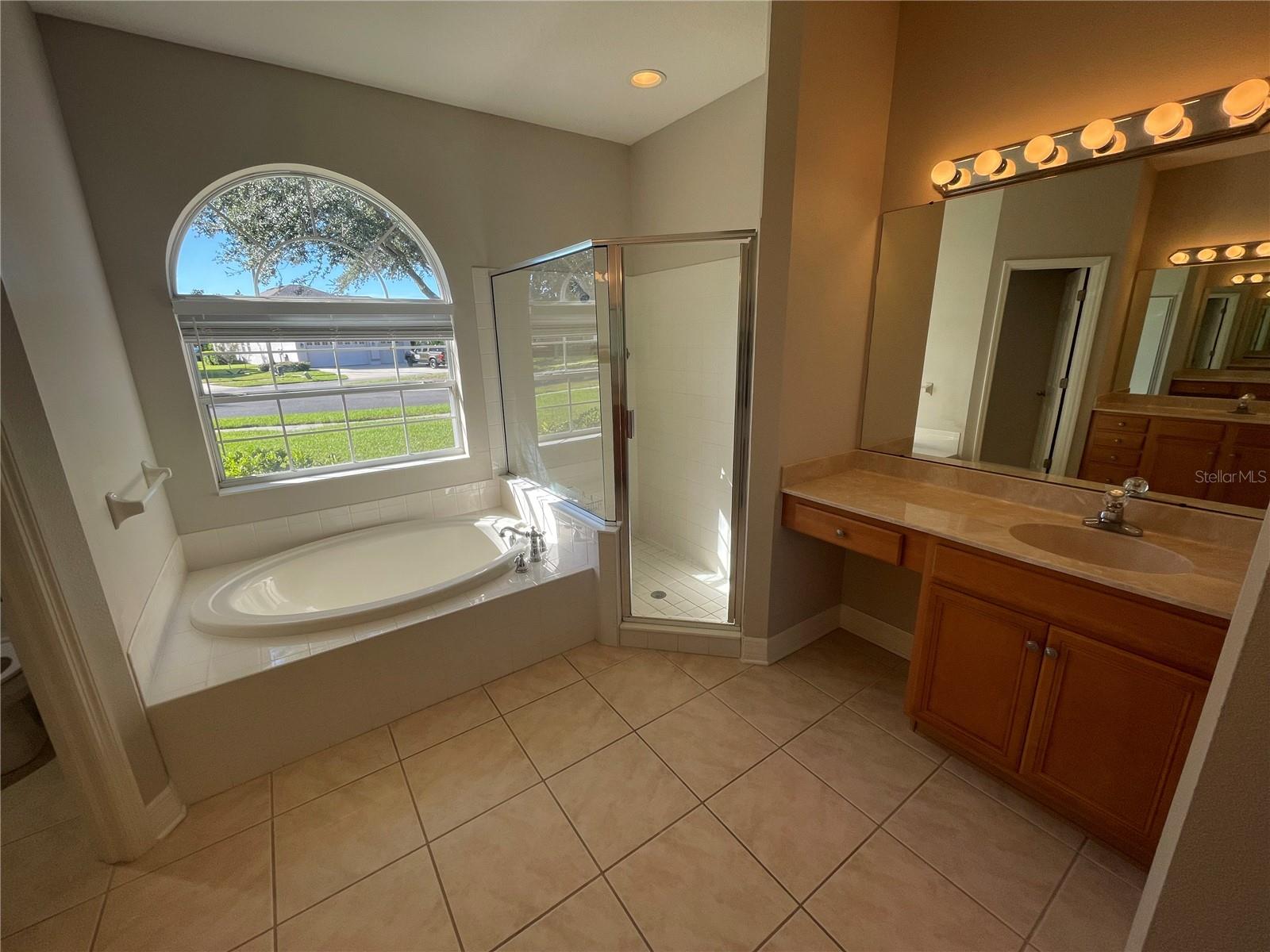 ORANGE BLOSSOM CREEK PHASE 1 - Residential Lease