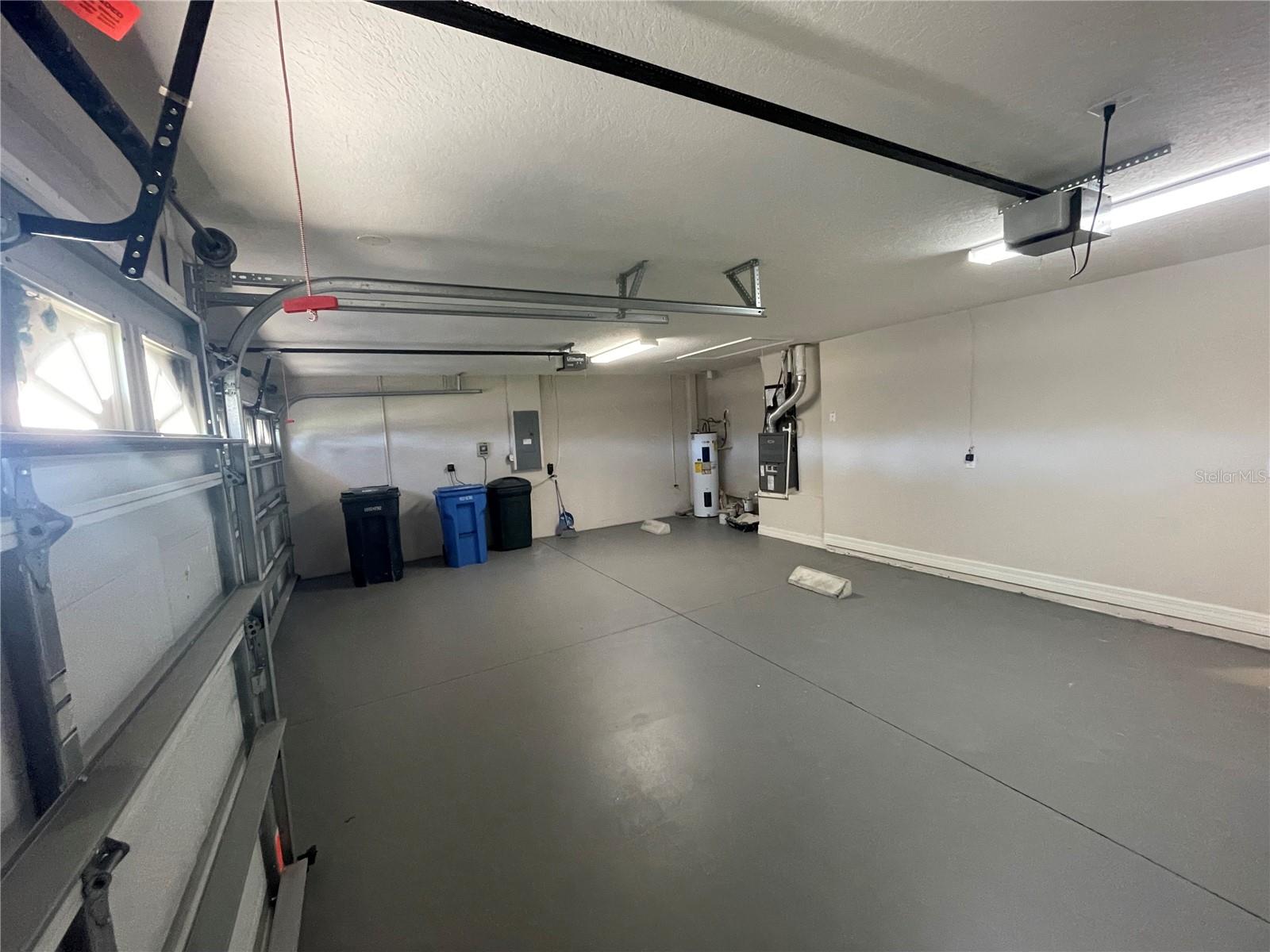 ORANGE BLOSSOM CREEK PHASE 1 - Residential Lease