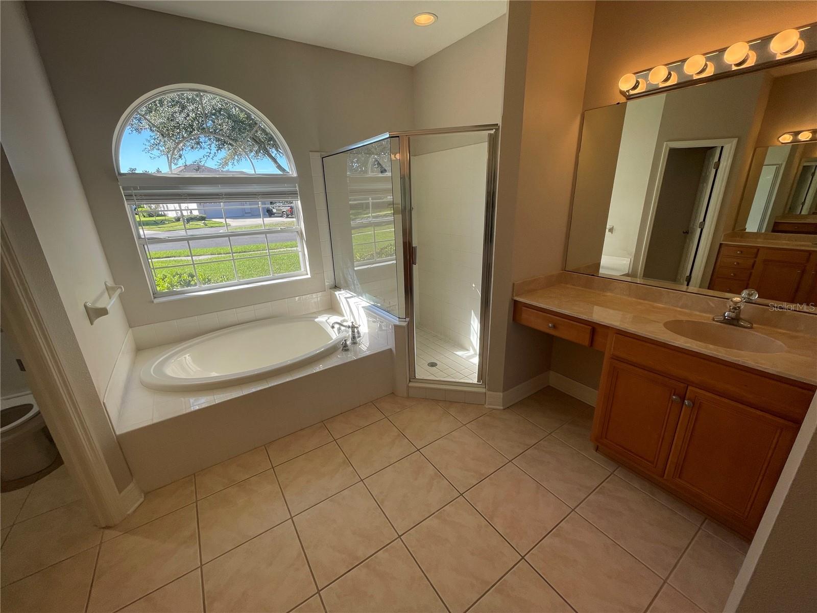 ORANGE BLOSSOM CREEK PHASE 1 - Residential Lease