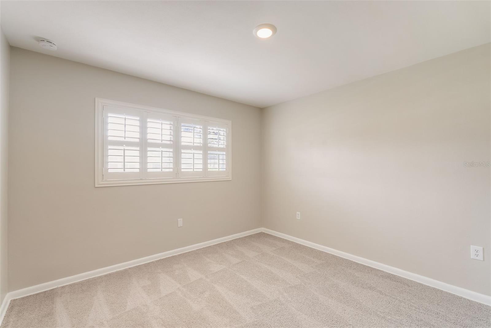 LAKE HOLLINGSWORTH ESTATES - Residential