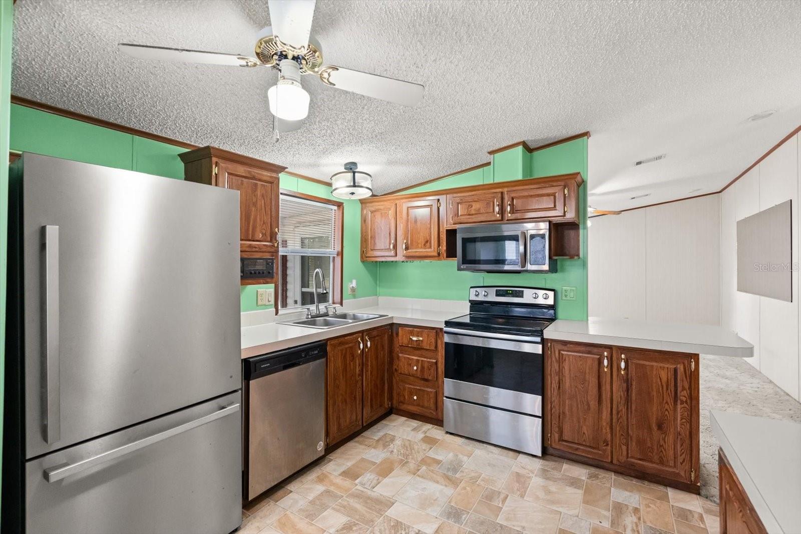 ZELLWOOD STATION COOP MH PARK - Residential