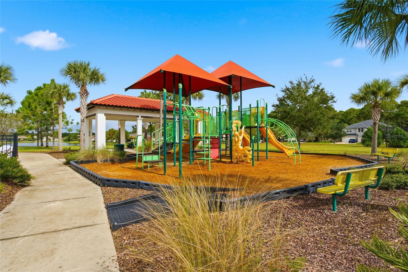 NORTHRIDGE LAKES - Residential