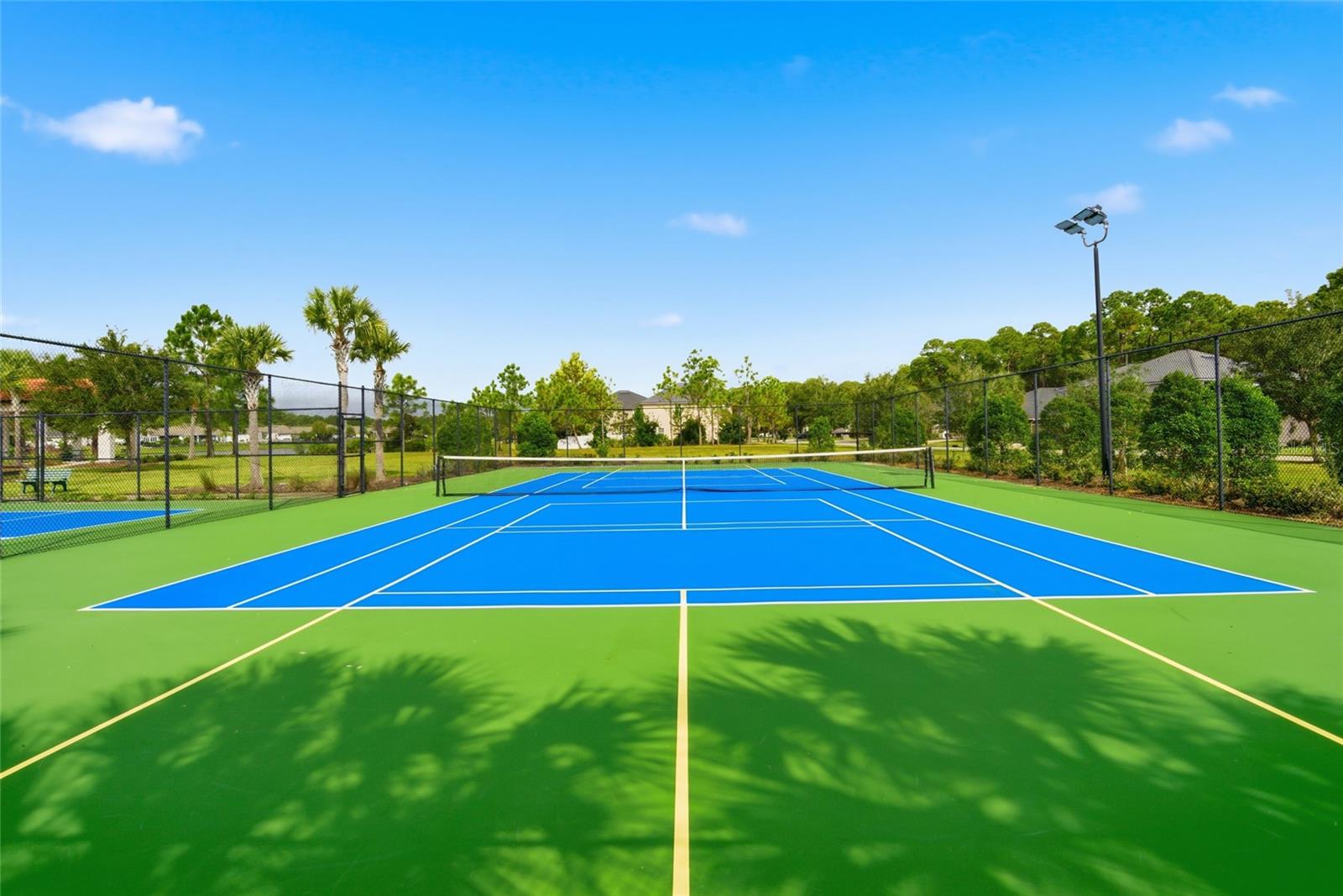 NORTHRIDGE LAKES - Residential