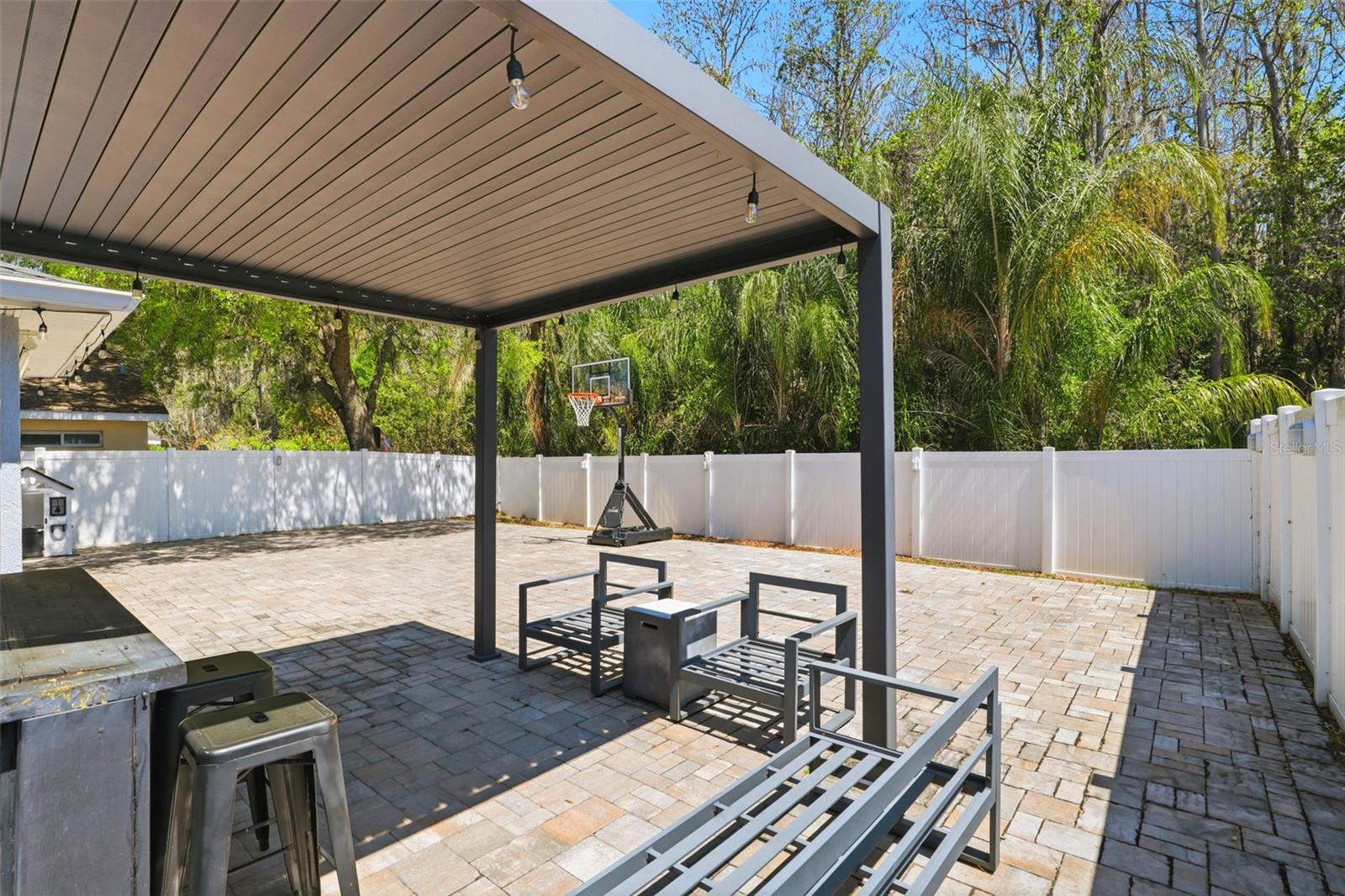 BRIDGEWATER - Residential