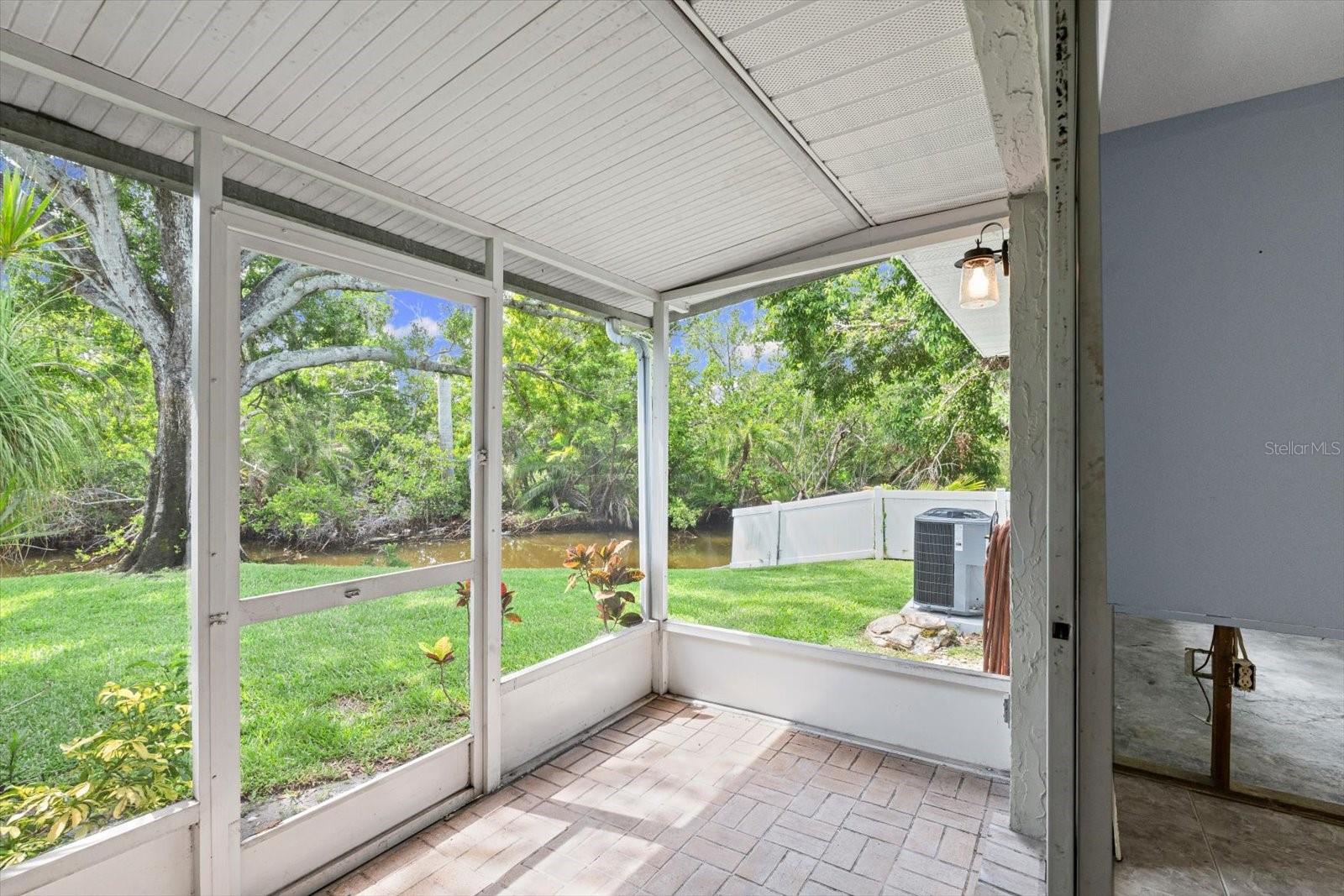 2115 9TH AVENUE W 3D