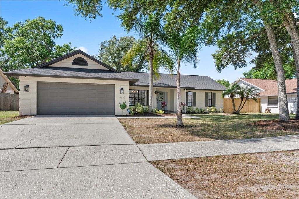 Photo of 1615 Dawnridge Court, Brandon, FL 33510 (MLS # TB8503615)