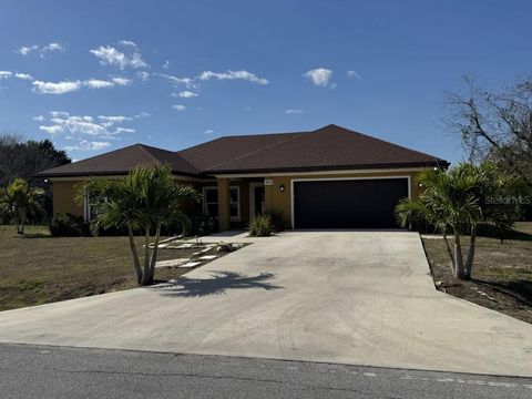 Photo of 2809 SE 27th Avenue, Okeechobee, FL 34974 (MLS # A4678840)