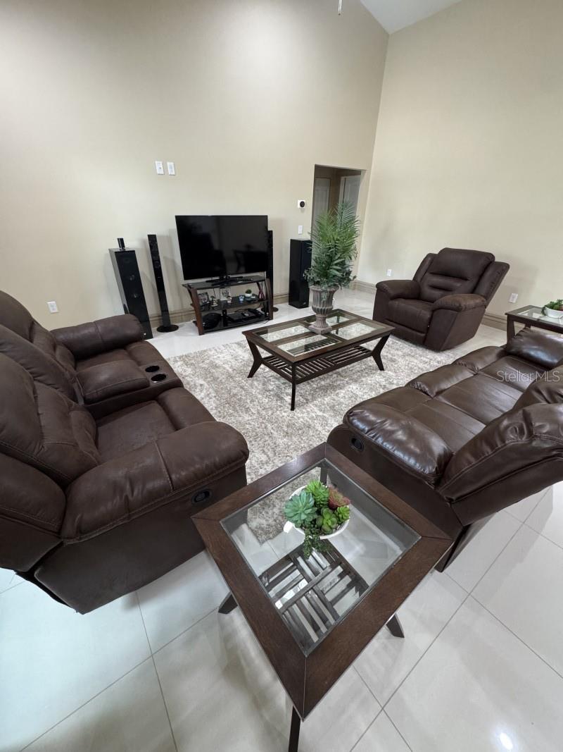 TAYLOR CRK ISLES UN VI - Residential